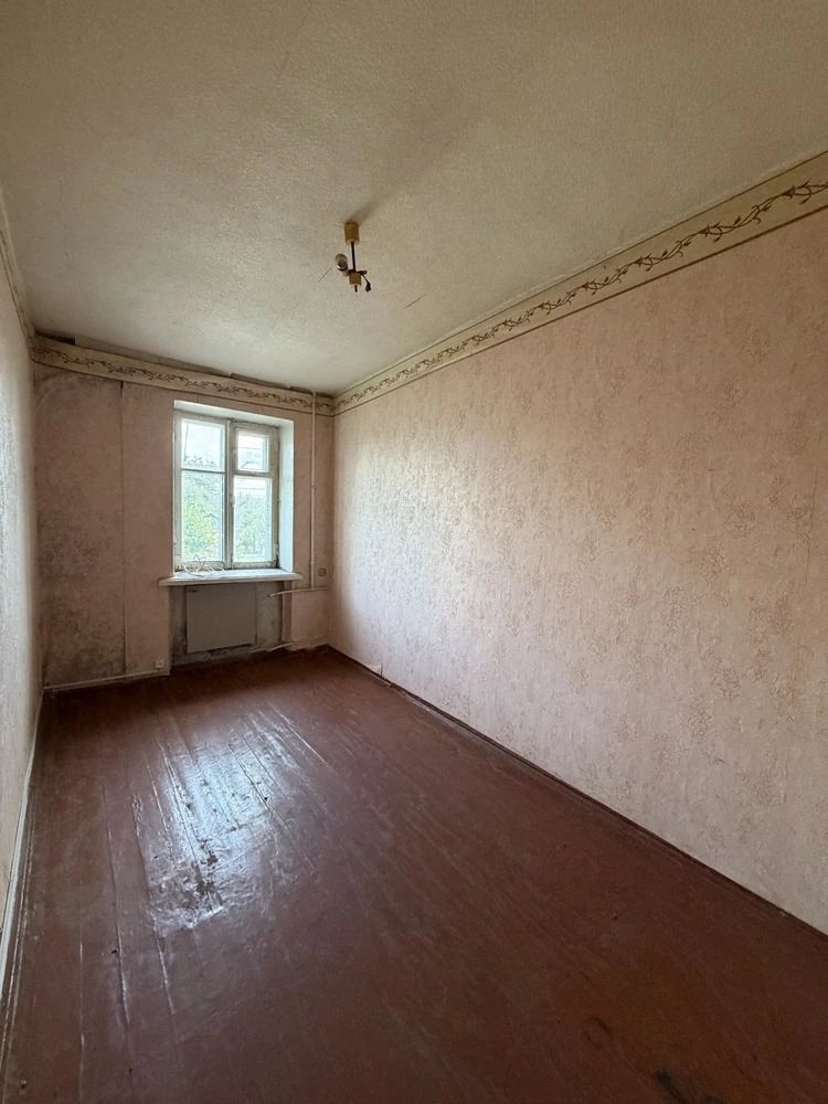 3-room apartment for renovation