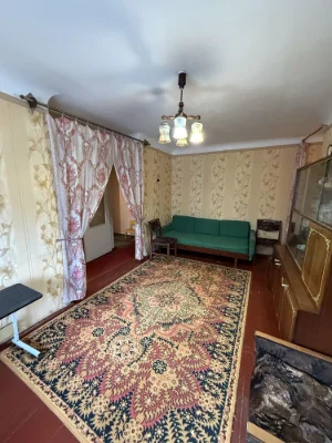 Продам 3х.ком.квартиру1/5!