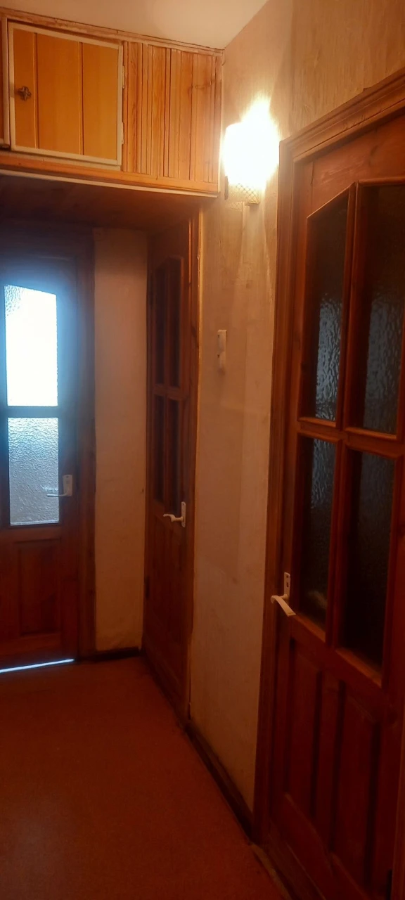 Продам 3ёх.к.кв.Л.Б.5мик.4/9 72м² АО газ