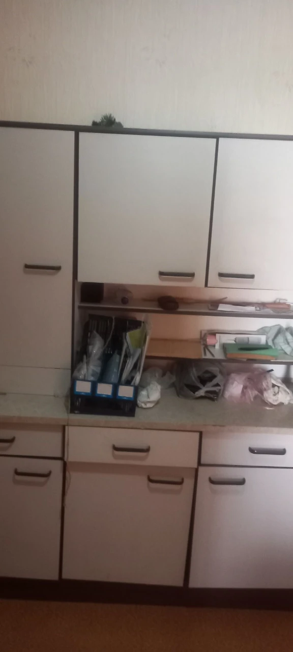 Продам 3ёх.к.кв.Л.Б.5мик.4/9 72м² АО газ