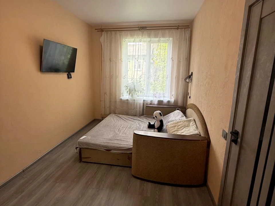 Apartment. Avondong, Відродження просп.