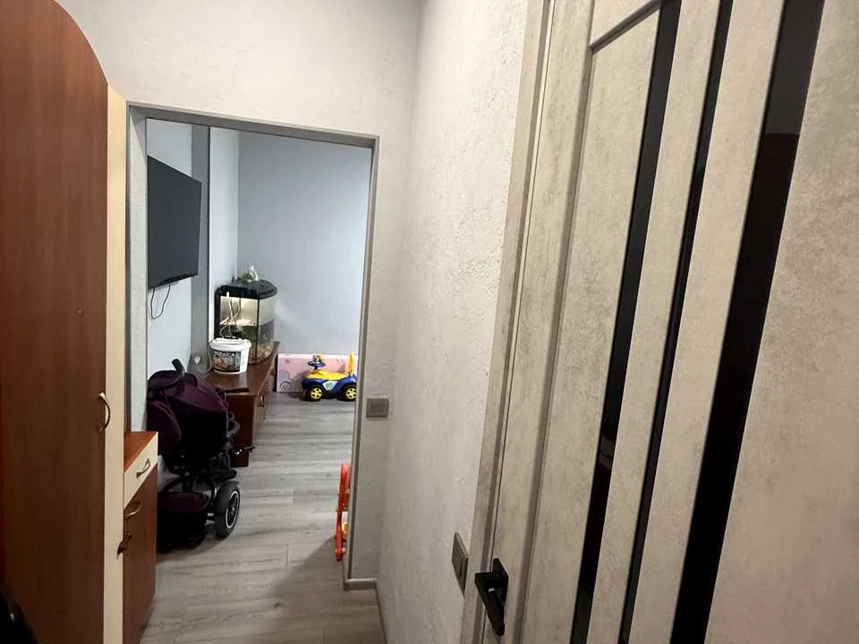 Apartment. Avondong, Відродження просп.