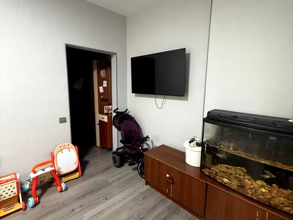 Apartment. Avondong, Відродження просп.