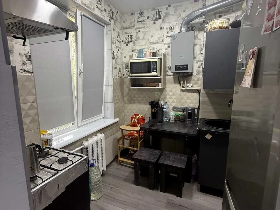Apartment. Avondong, Відродження просп.