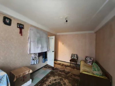 Продам 2-х комнатную рядом с центром, Ira