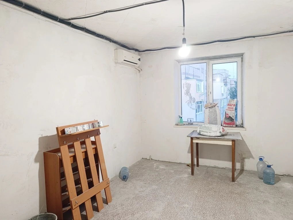 For Sale: Apartment in a Residential Area.