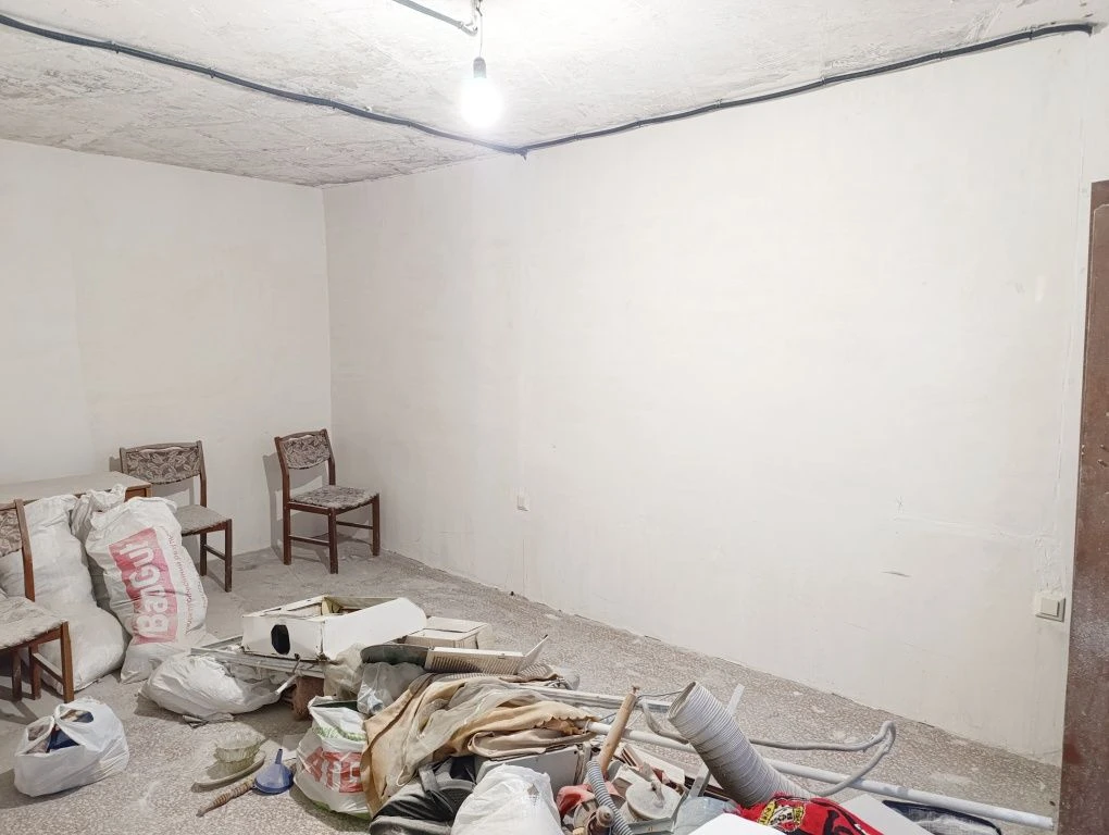 For Sale: Apartment in a Residential Area.
