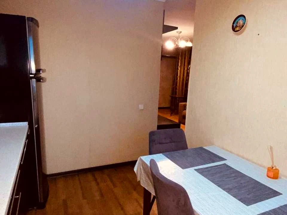 Apartment. Serhiy Slytsarenka Street, Kamianche