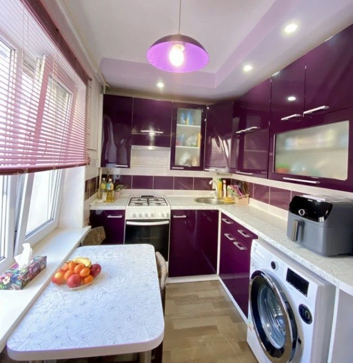 For sale 3-bedroom apartment in Ukraine