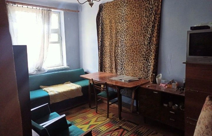 For sale 2-bedroom apartment near the central market