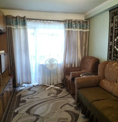 For sale 4-room apartment on 8th of March