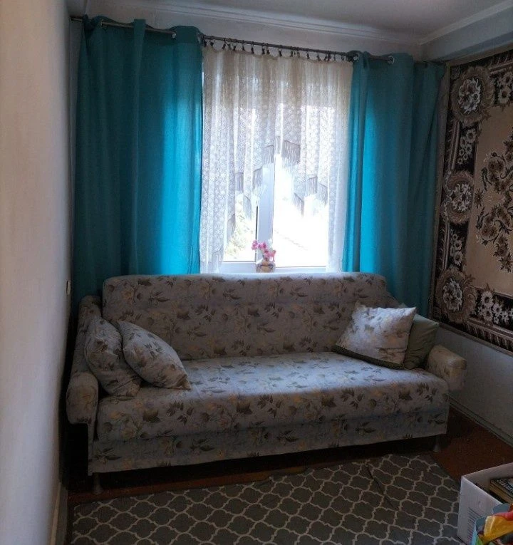 For sale 4-room apartment on 8th of March