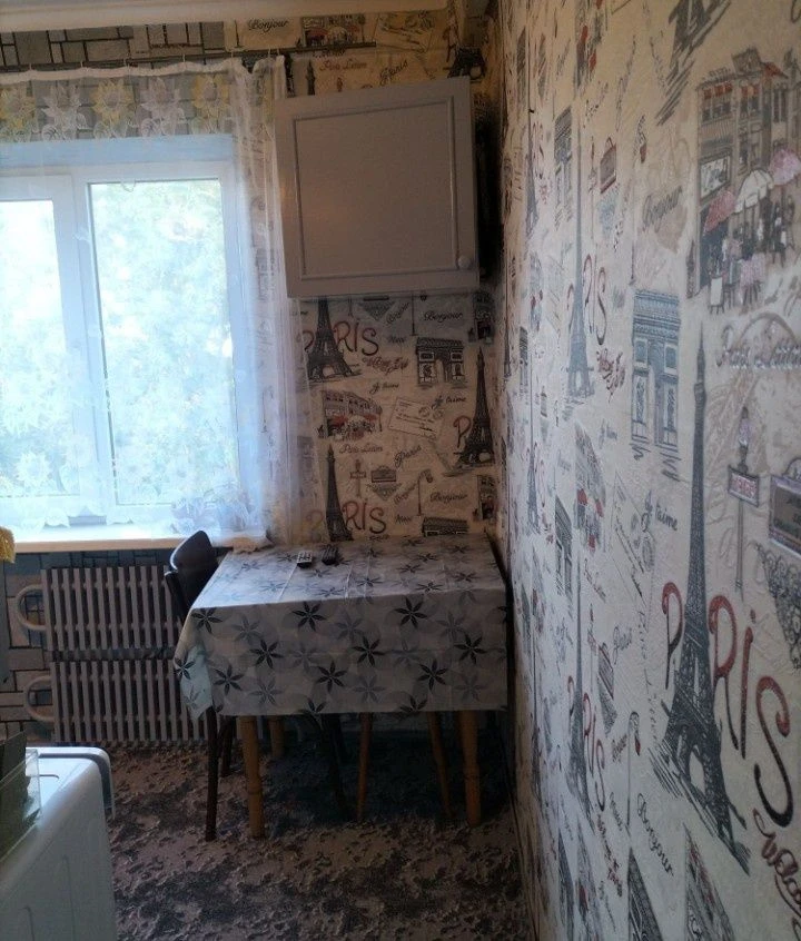 For sale 4-room apartment on 8th of March