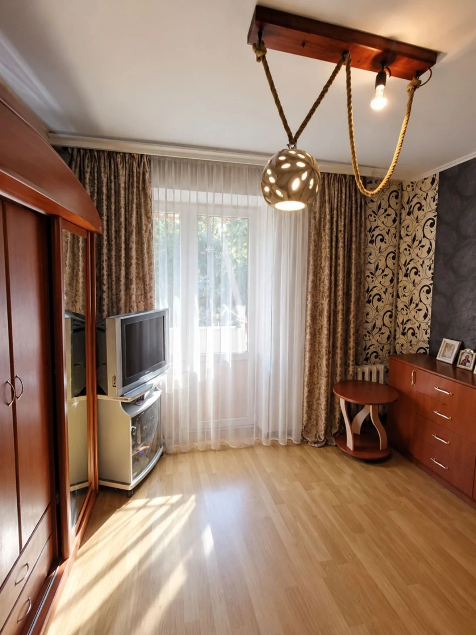 Продажа 2-комнатной квартиры недалеко от центра А.В.
