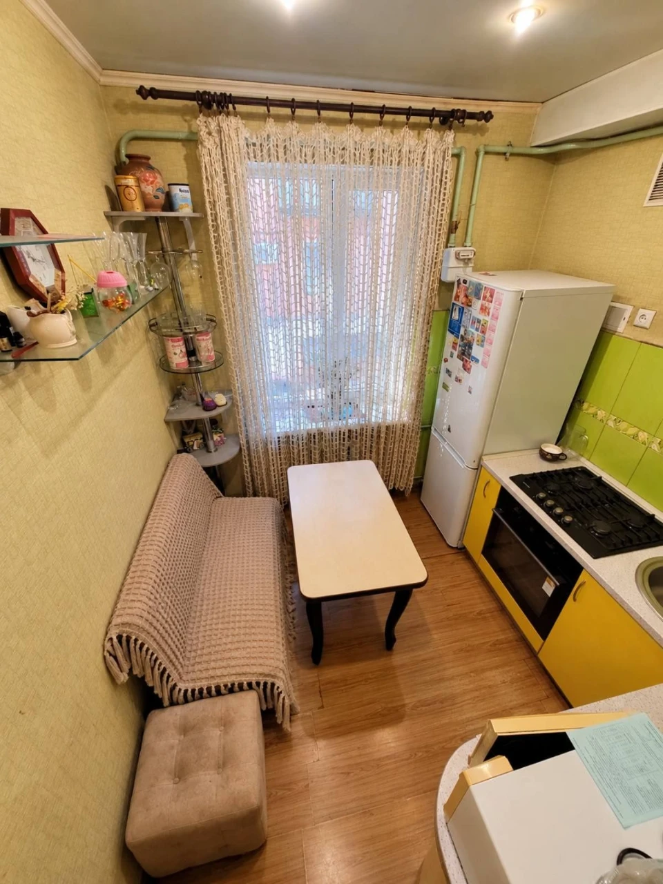 Продажа 2-комнатной квартиры недалеко от центра А.В.