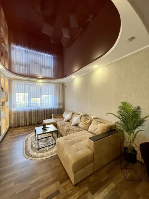For sale, 3-bedroom apartment in microdistrict 10, Left Bank
