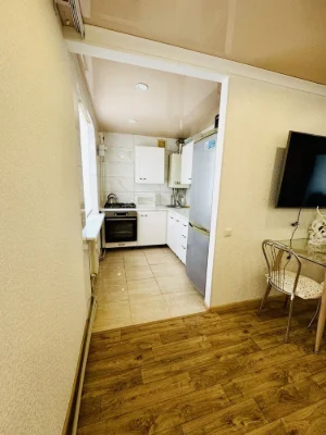 For sale is a 3-room apartment, Cheremushki, Vasyla Stusa.