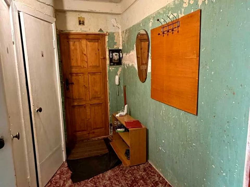 Apartment. Eugene Melnikova Street, Kam'yansk