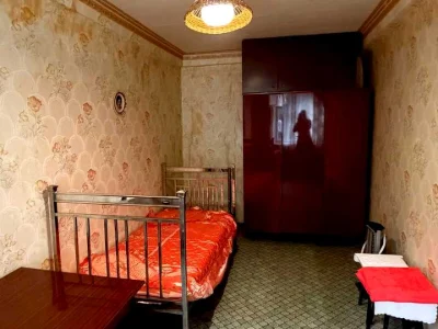 Apartment. Kam’yanske, Vasilievska St.