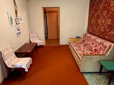 Apartment. Kam’yanske, Vasilievska St.