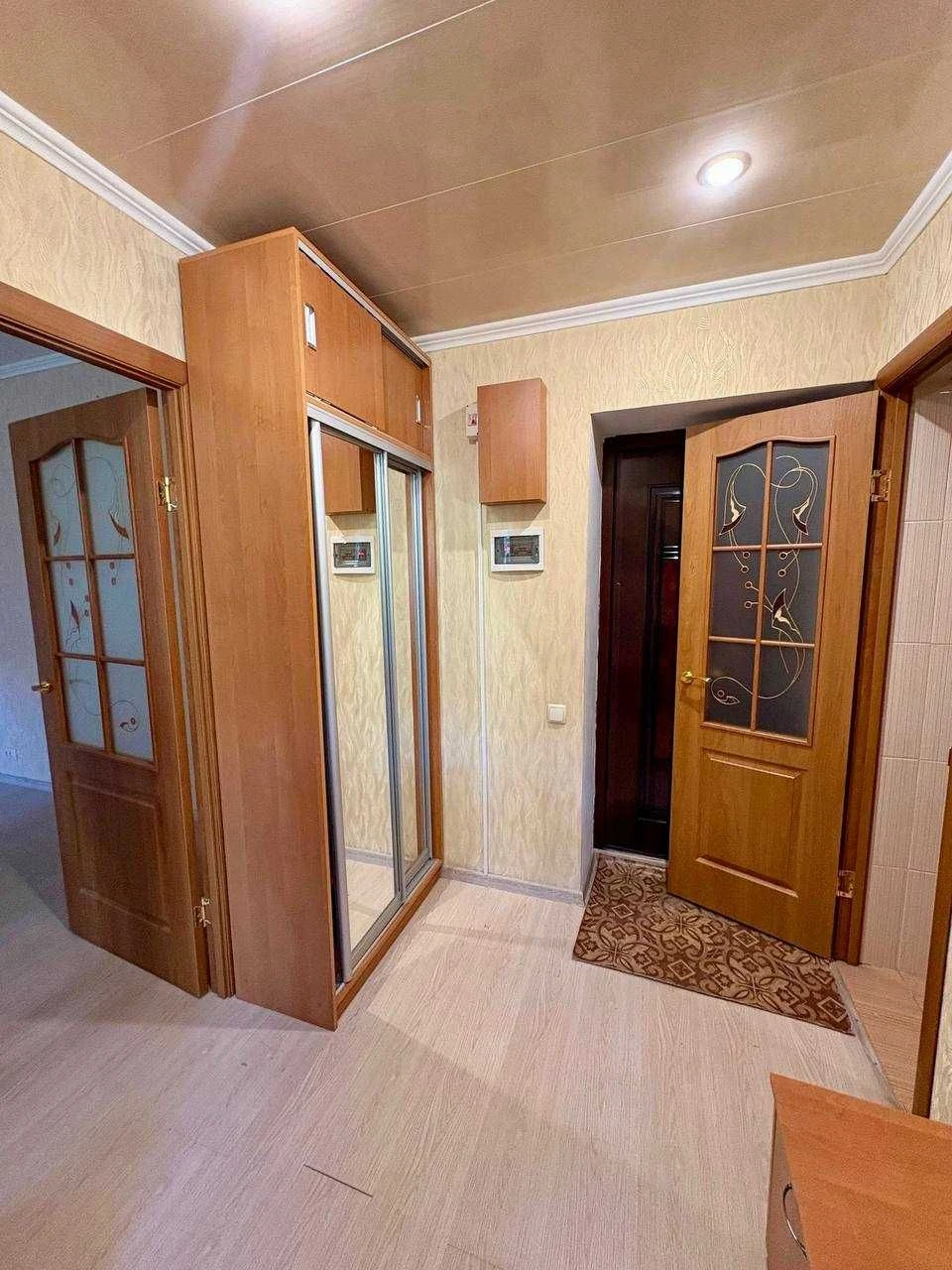 FOR SALE 1 room apartment, AO, 2/5, center - вул. Комунарна
