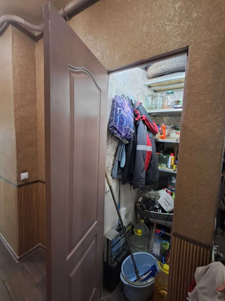 Продам 2-х комнатную в центре