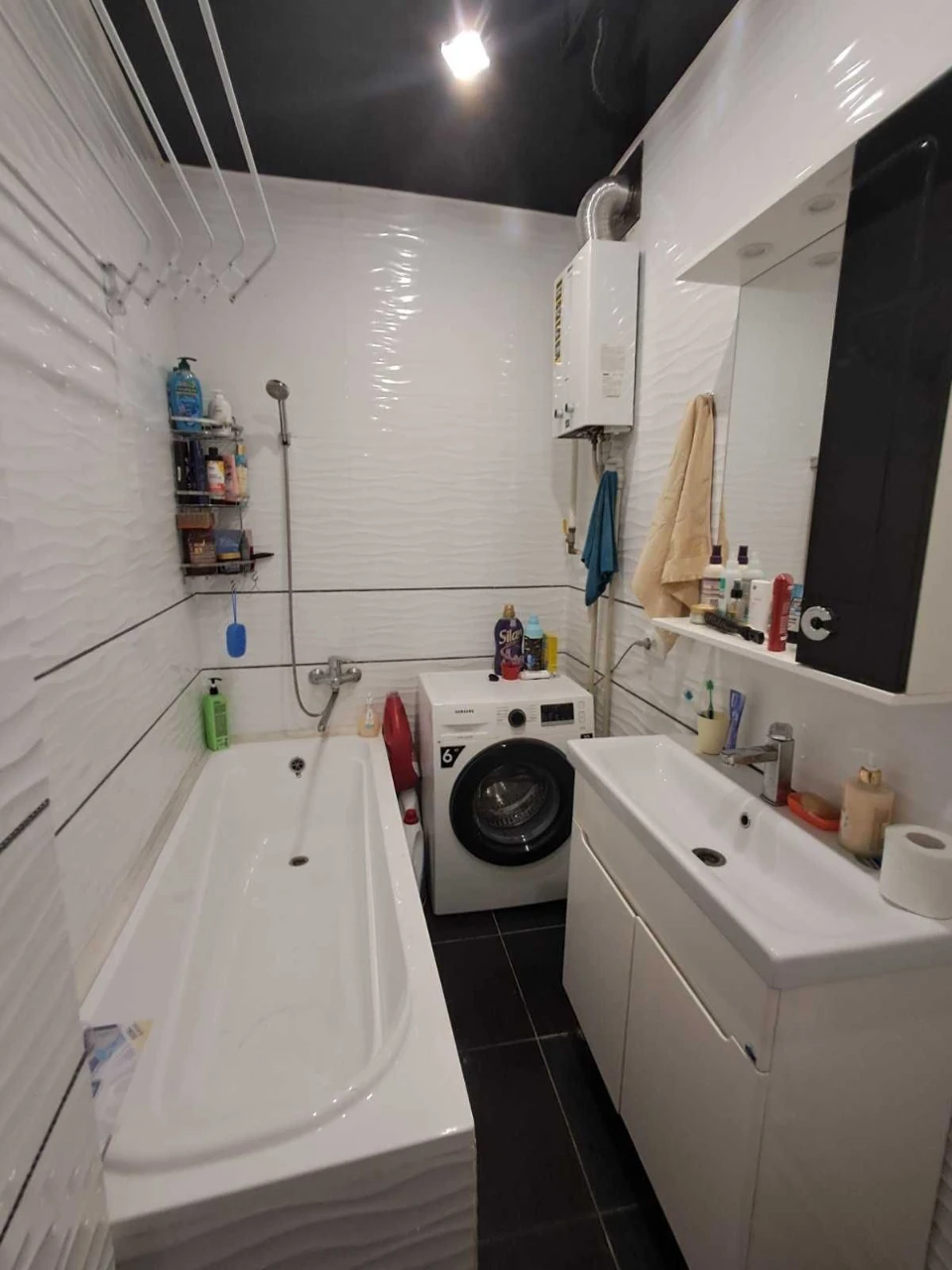 Продам 2-х комнатную в центре