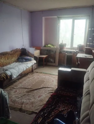 Продається однокімнатна квартира, проспект Відродження, Анош