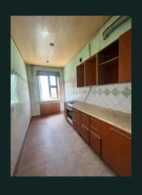 Продается трехкомнатная квартира