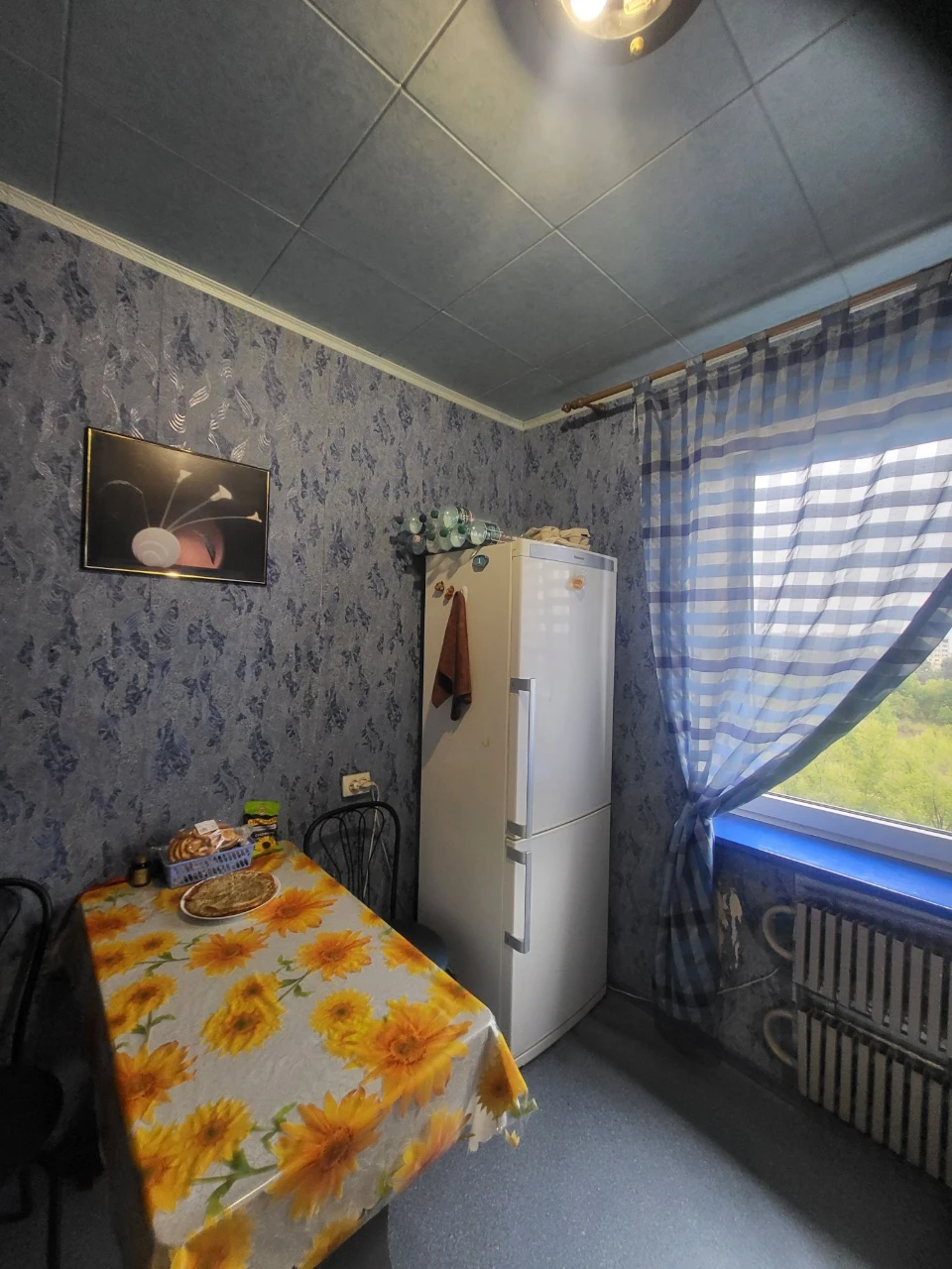 Продам 2-к квартиру , Левый берег.