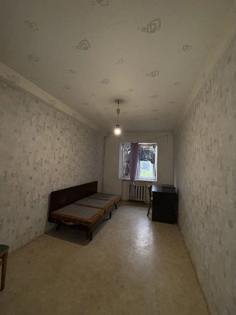 For sale 2 km apartment near Gimnazicheskiy Avenue (Pelina)