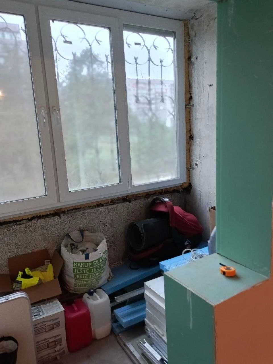 For sale, 2-room apartment on the Left Bank, 4th microdistrict, Certificate.