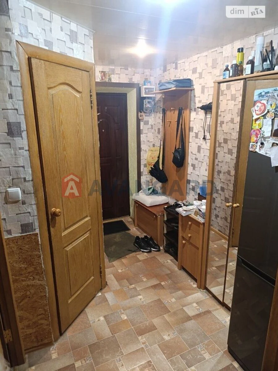 For Sale: 2-Bedroom Apartment on вул. Слісаренка