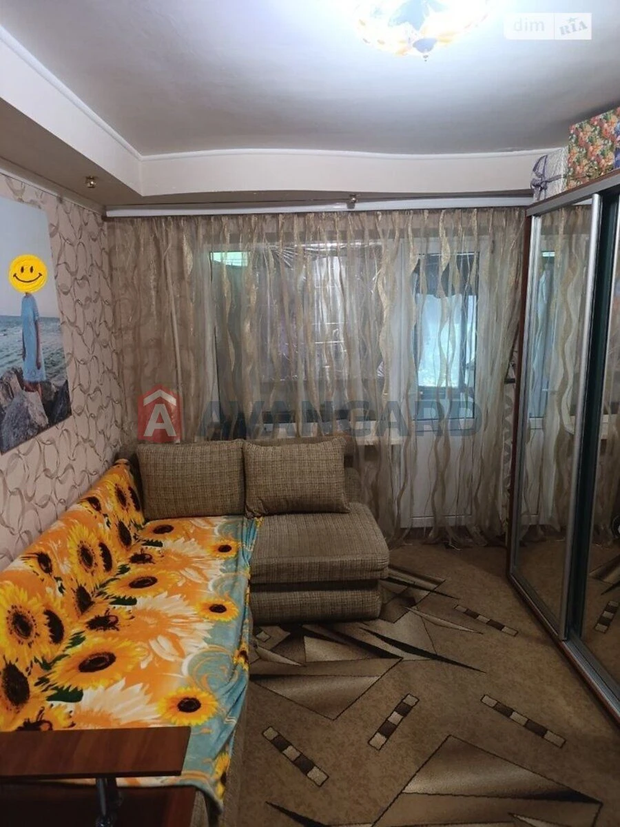 For Sale: 2-Bedroom Apartment on вул. Слісаренка