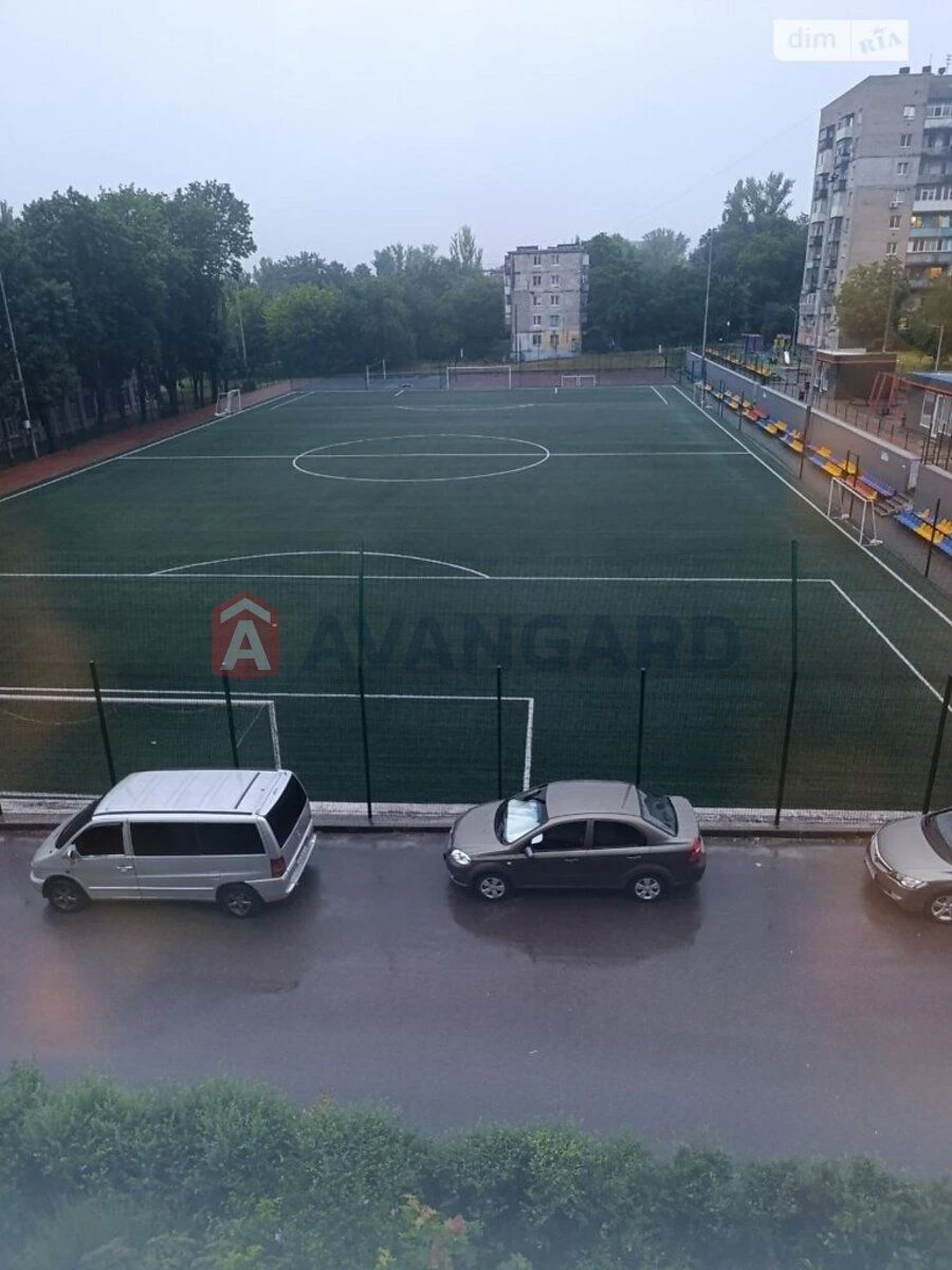 For Sale: 2-Bedroom Apartment on вул. Слісаренка