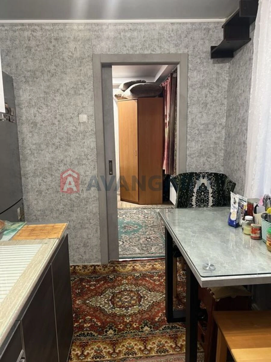 For Sale: 2-bedroom apartment in the Cheremykhs area