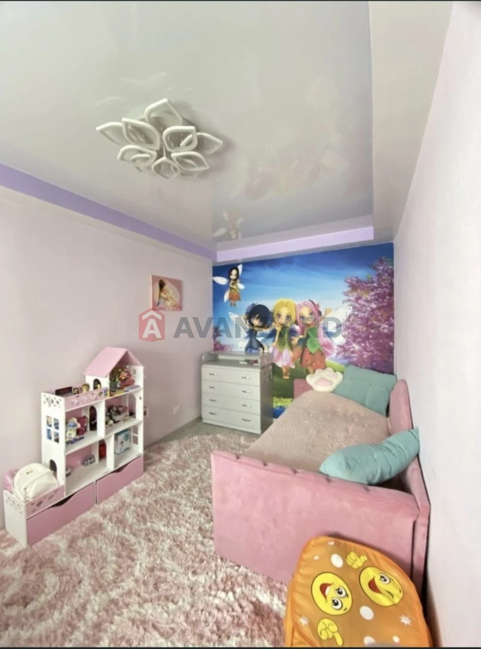 For Sale: 3-Bedroom Apartment in Cheremhy