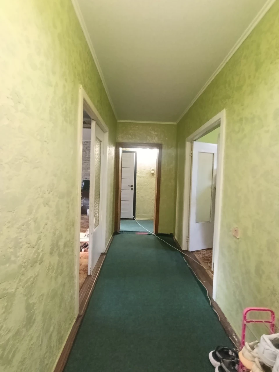 For Sale: 5 rooms in the left bank (3rd district)