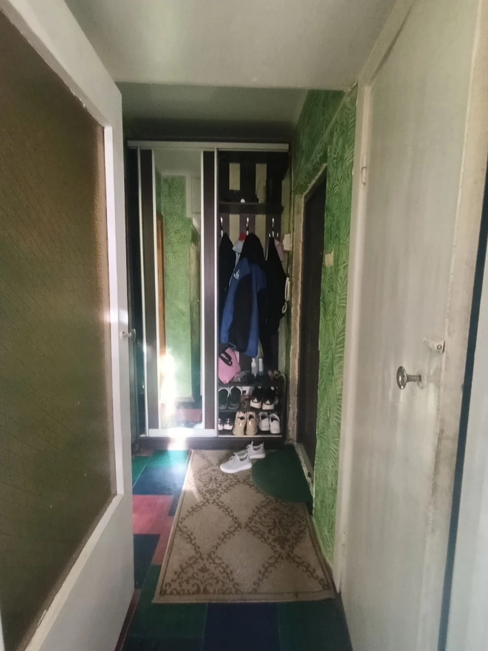 For Sale: 5 rooms in the left bank (3rd district)