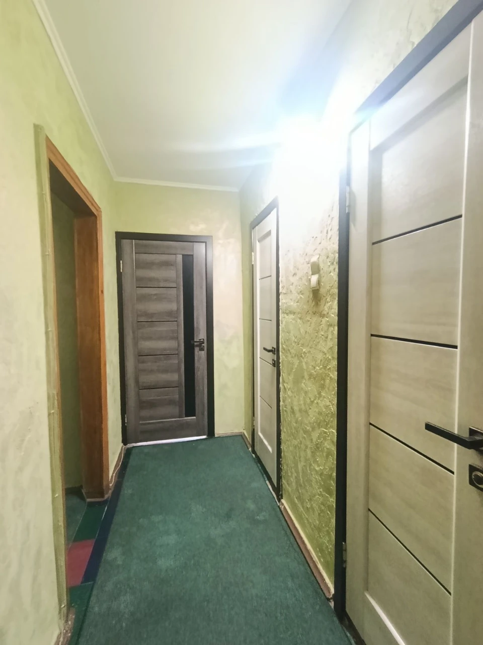 For Sale: 5 rooms in the left bank (3rd district)