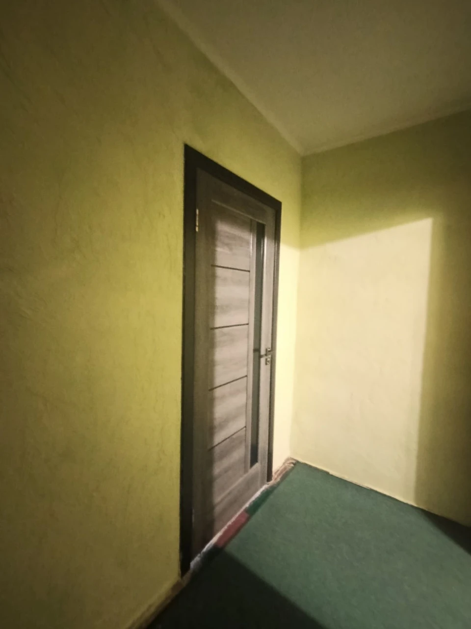 For Sale: 5 rooms in the left bank (3rd district)