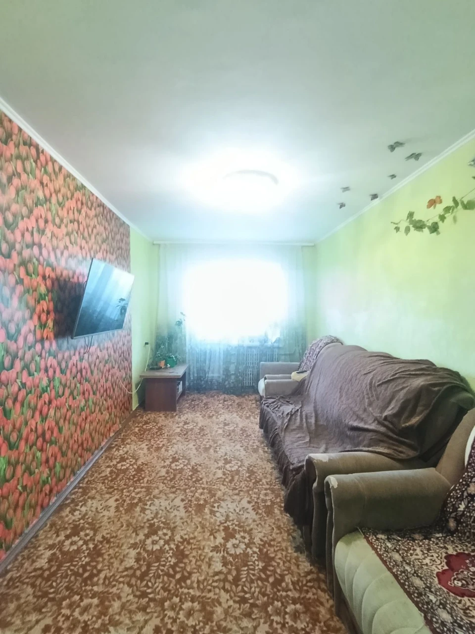 For Sale: 5 rooms in the left bank (3rd district)