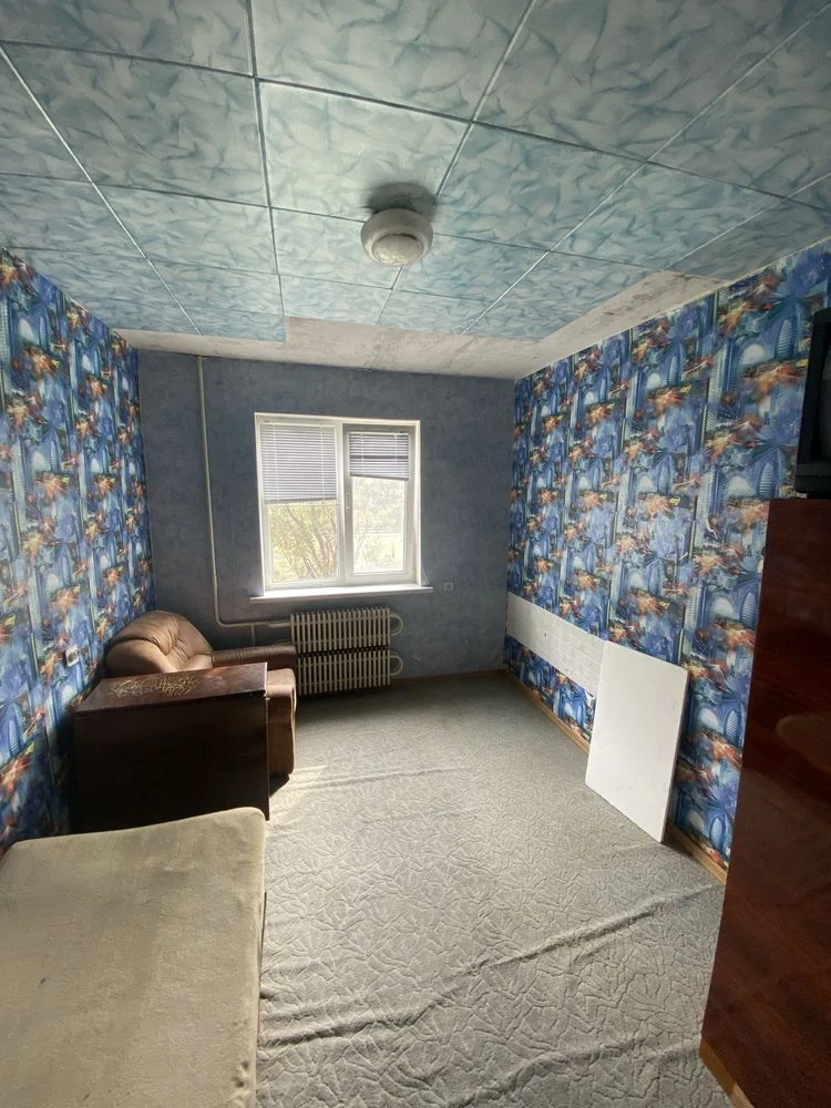 For Sale: 2-bedroom apartment. 10th microdistrict. Left Bank.