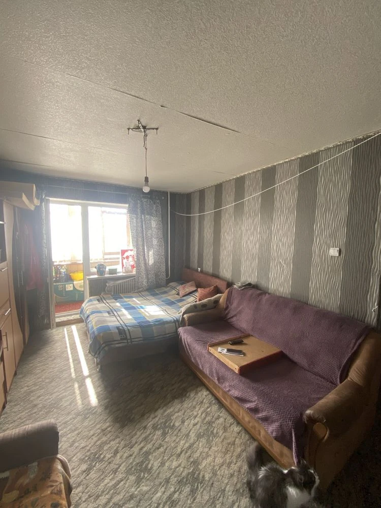 For Sale: 2-bedroom apartment. 10th microdistrict. Left Bank.