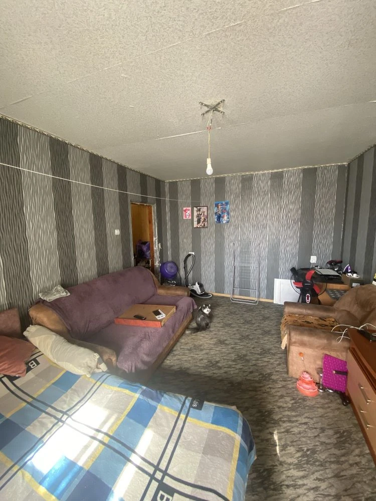 For Sale: 2-bedroom apartment. 10th microdistrict. Left Bank.