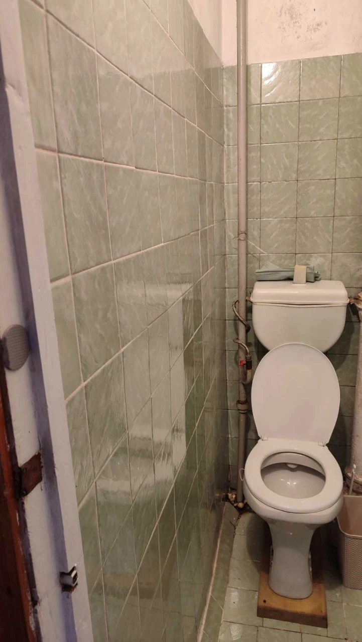 Two-bedroom large apartment 4/10 Czech brick car