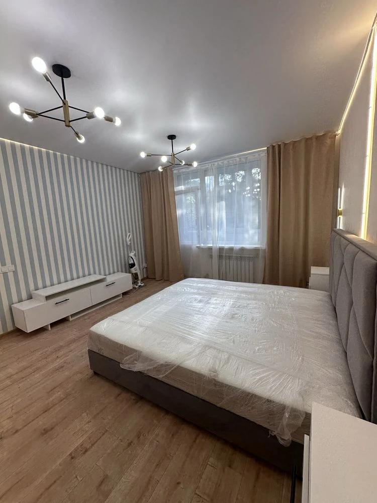 2-кімнатна квартира | Центр города | Сталінська квартира | 37 000 $