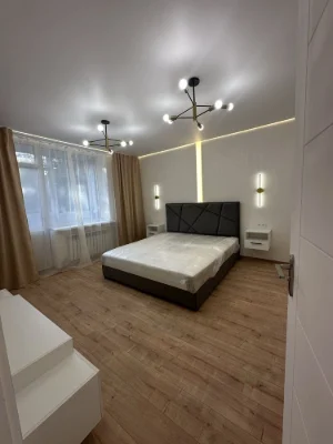 2-кімнатна квартира | Центр города | Сталінська квартира | 37 000 $