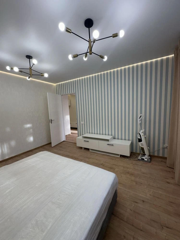2-кімнатна квартира | Центр города | Сталінська квартира | 37 000 $