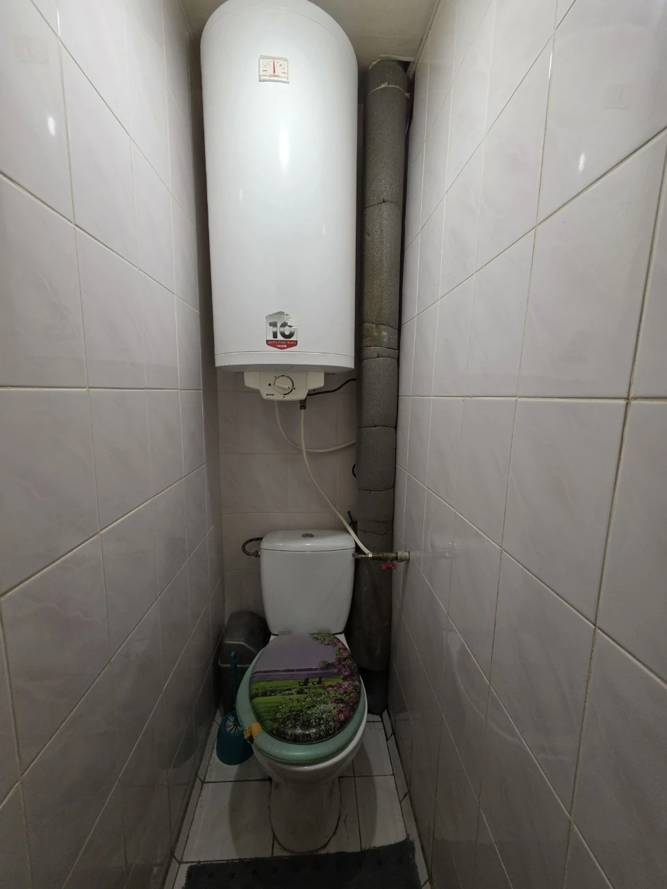 2 rooms, Social District